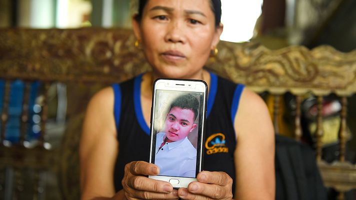 Telediario 1 - Buscamos a las familias de los 39 migrantes muertos