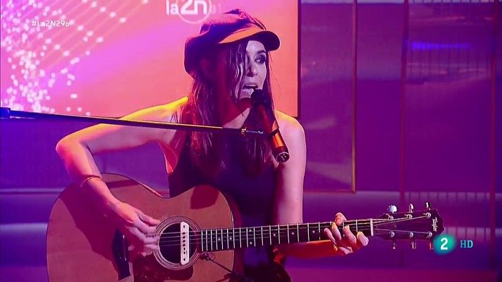 La 2 Noticias - Maika Makovski presenta "Love You Till I Die" en La 2 Noticias