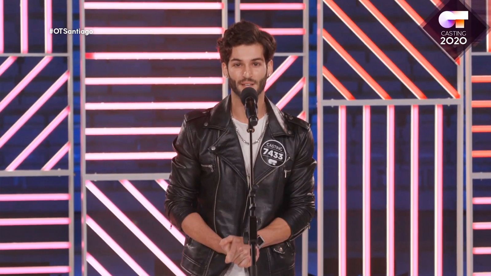 Alberto es un canario que vive en Galicia y se ha presentado al casting de OT en Santiago