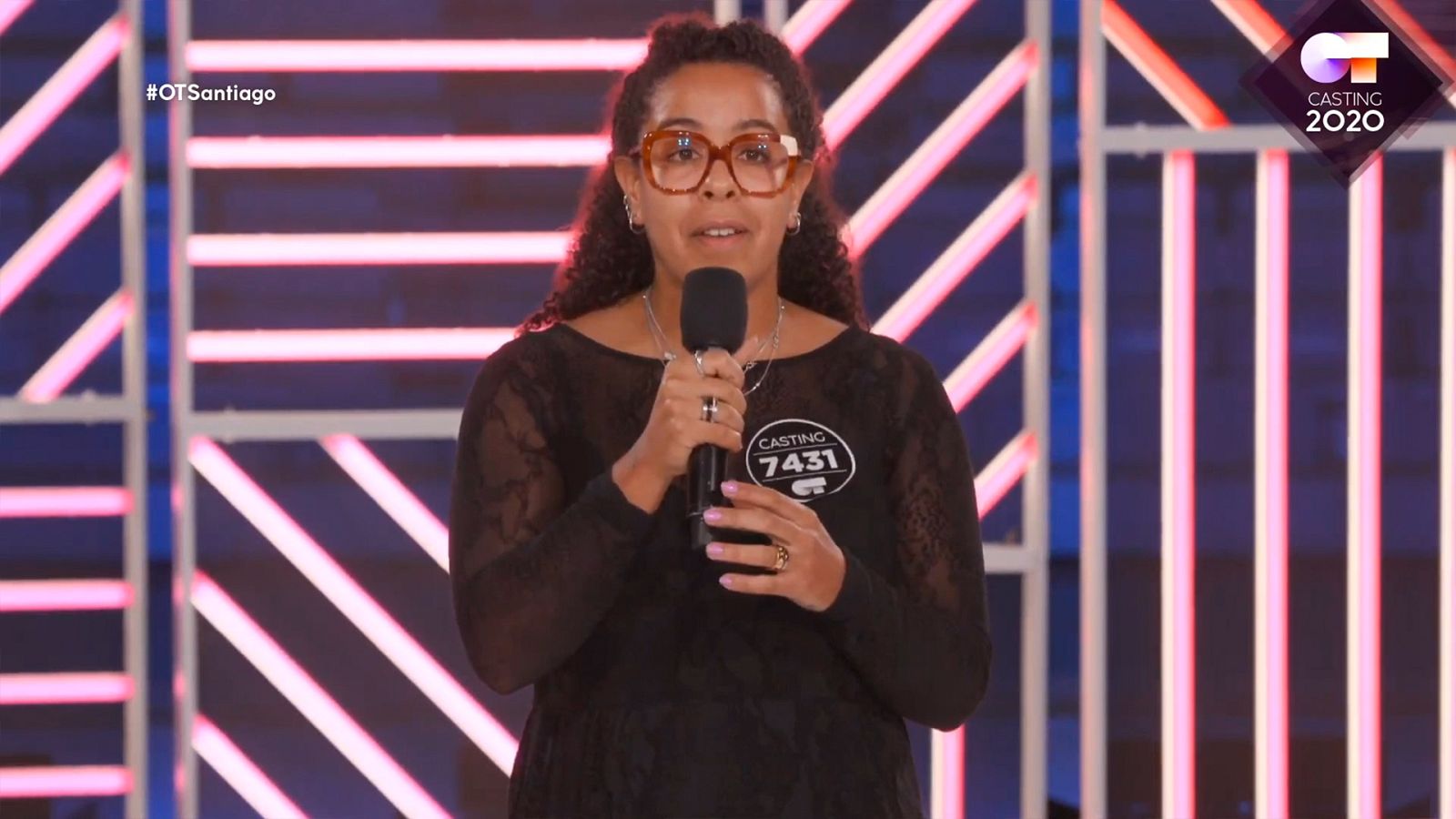 Alicia, patina y canta. Lo cuenta en la Fase 2 del casting OT 2020 en Santiago de Compostela