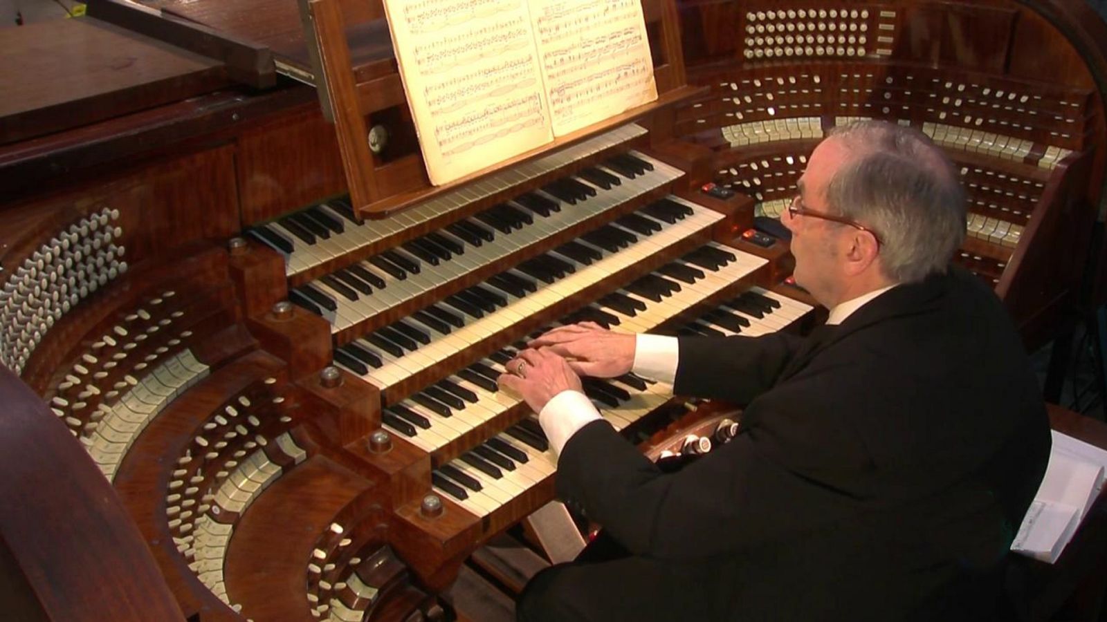 El Día del Señor - Misa de todos los Santos, Cathèdrale de Saint-Bavon - ver ahora