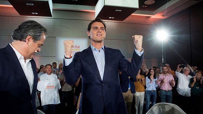 Telediario 1 - Rivera presenta el programa económico de Cs y asegura que es "la llave de las reformas" en España