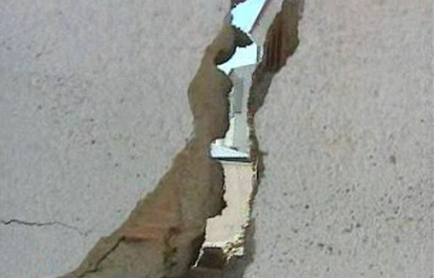 España Directo - Casas resquebrajadas