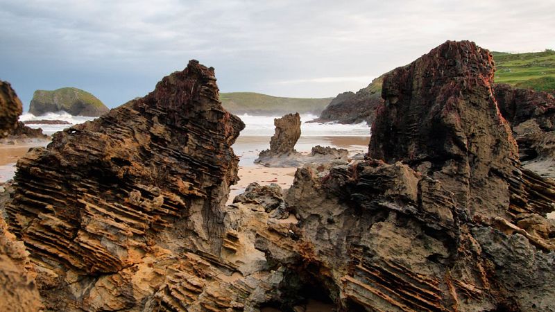 Descenso generalizado de las temperaturas y lluvias fuertes en norte - Ver ahora