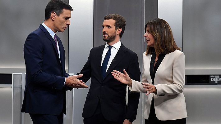  - Ana Blanco da un tirón de orejas a los candidatos porque no hay ninguna mujer: "No es una foto de igualdad"