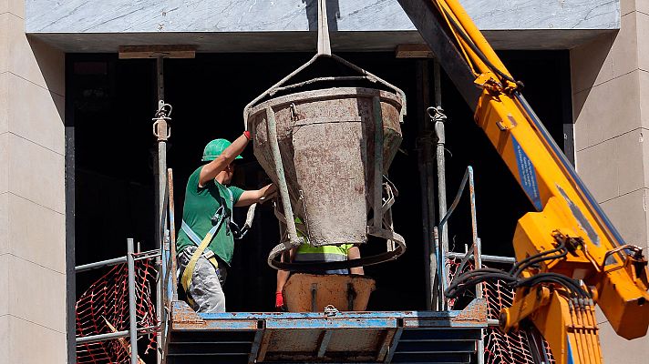 Informativo 24h - El paro registra su peor mes de octubre desde el año 2012