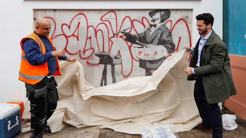 Aparece un mural de Banksy, en Londres, que estaba oculto por unas obras desde hace once años