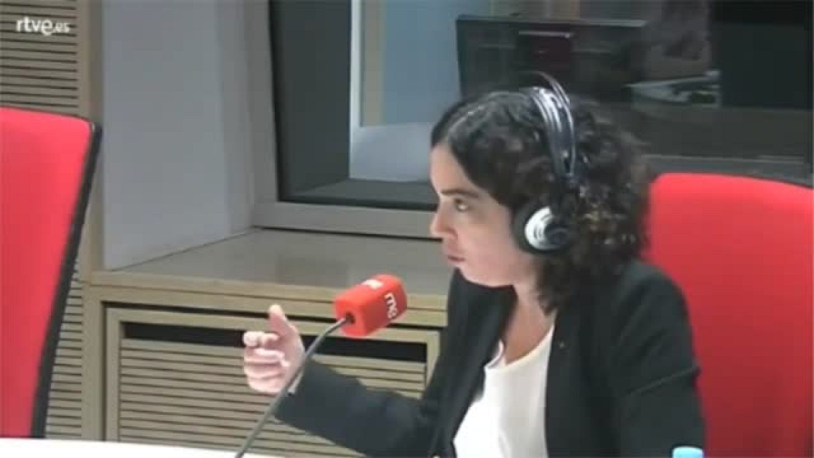 24 horas - Paula Corroto, Información amarillista en lass crónicas de sucesos  - Escuchar ahora