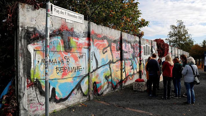 Telediario 1 - La pregunta que precipitó la caída del Muro de Berlín