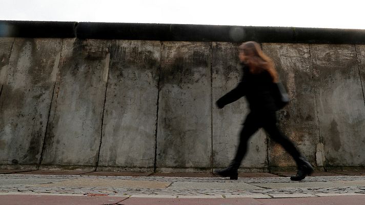 Telediario 1 - Testigos de la caída del Muro de Berlín recuerdan la jornada