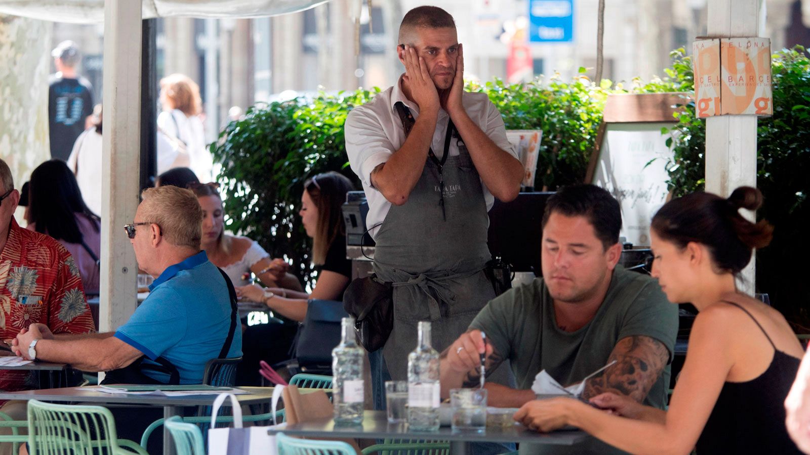 El salario bruto medio registró en 2018 su mayor subida de la última década, hasta 1.944,4 euros al mes