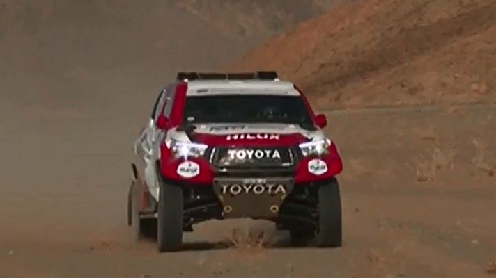 Telediario 1 - Fernando Alonso se sitúa tercero en el Rally Ula Neom