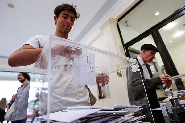 Telediario 1 - Telediario - 21 horas - 08/11/19