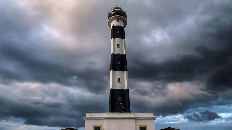 El Tiempo: Fuerte viento y oleaje en Canarias y el norte peninsular - El tiempo | Ver
