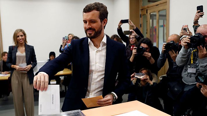 Informativo 24h - Pablo Casado vota en el colegio del Pilar de Madrid