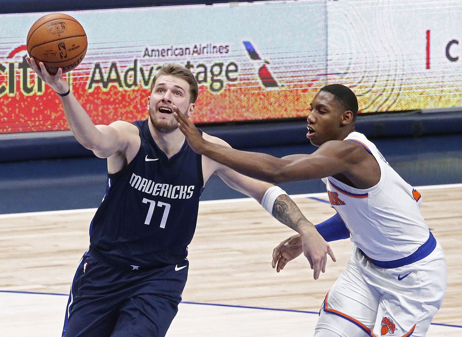 Luka Doncic sigue brillando en la NBA | Ver