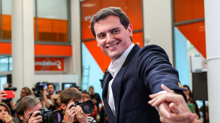 Telediario 1 - Albert Rivera, del auge al hundimiento político