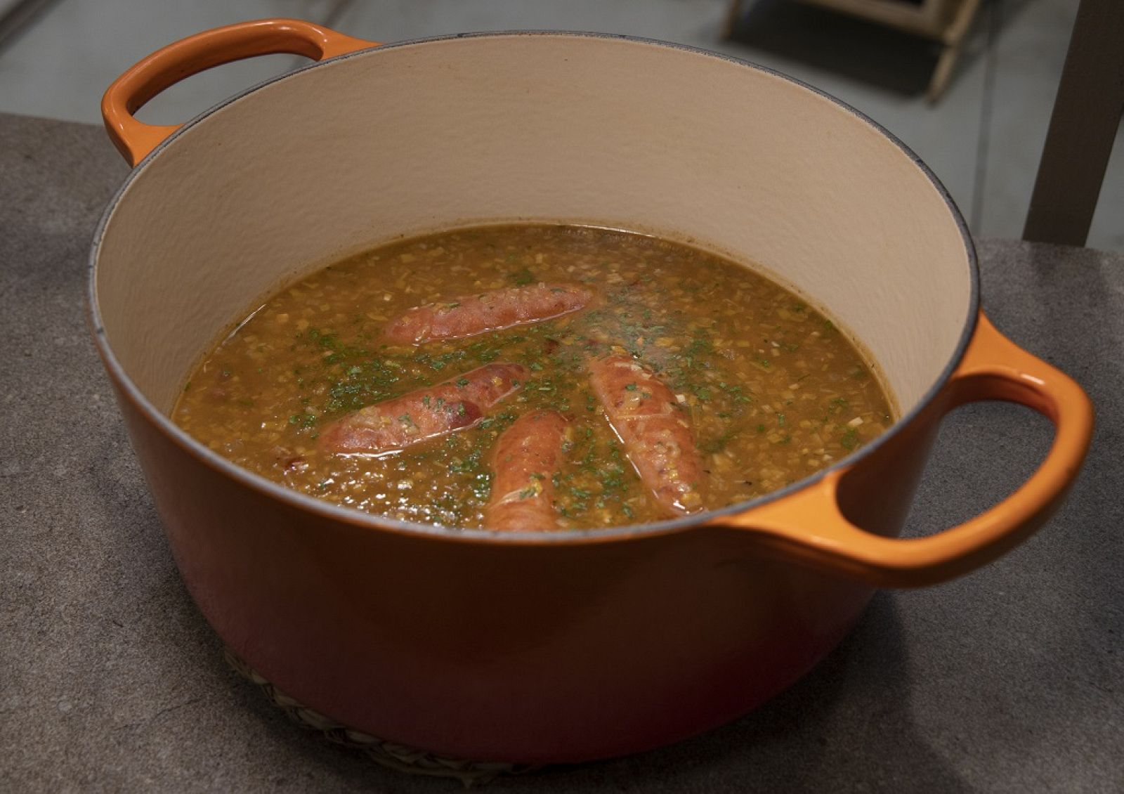 "Judías pintas con chorizo" de Dani García | Ver