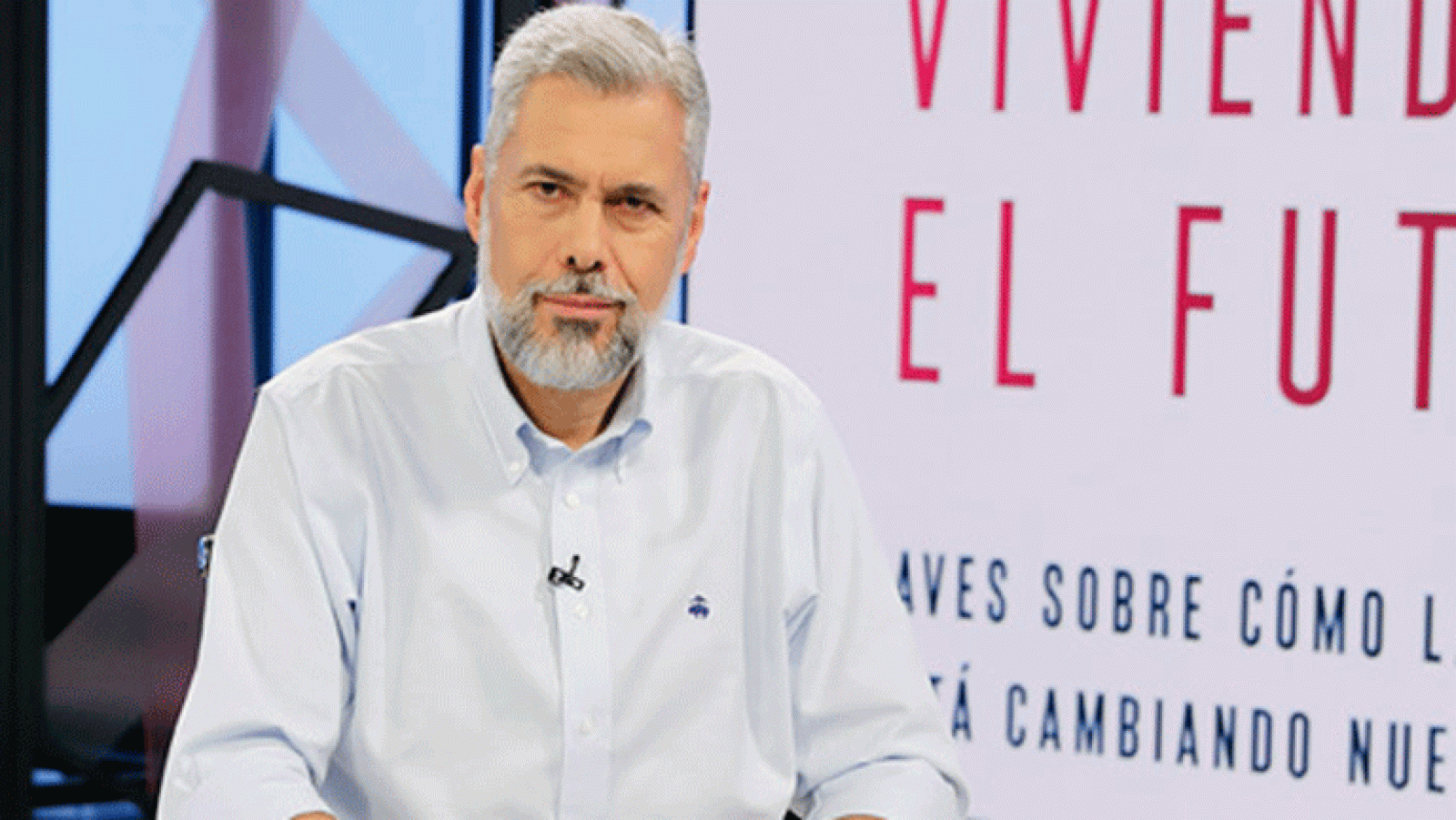 La aventura del saber Enrique Dans, profesor de Innovación y Tecnología del IE Business School y autor del libro 'Viviendo el futuro', charlamos sobre cómo influirán las nuevas tecnologías en la mejora de la sanidad