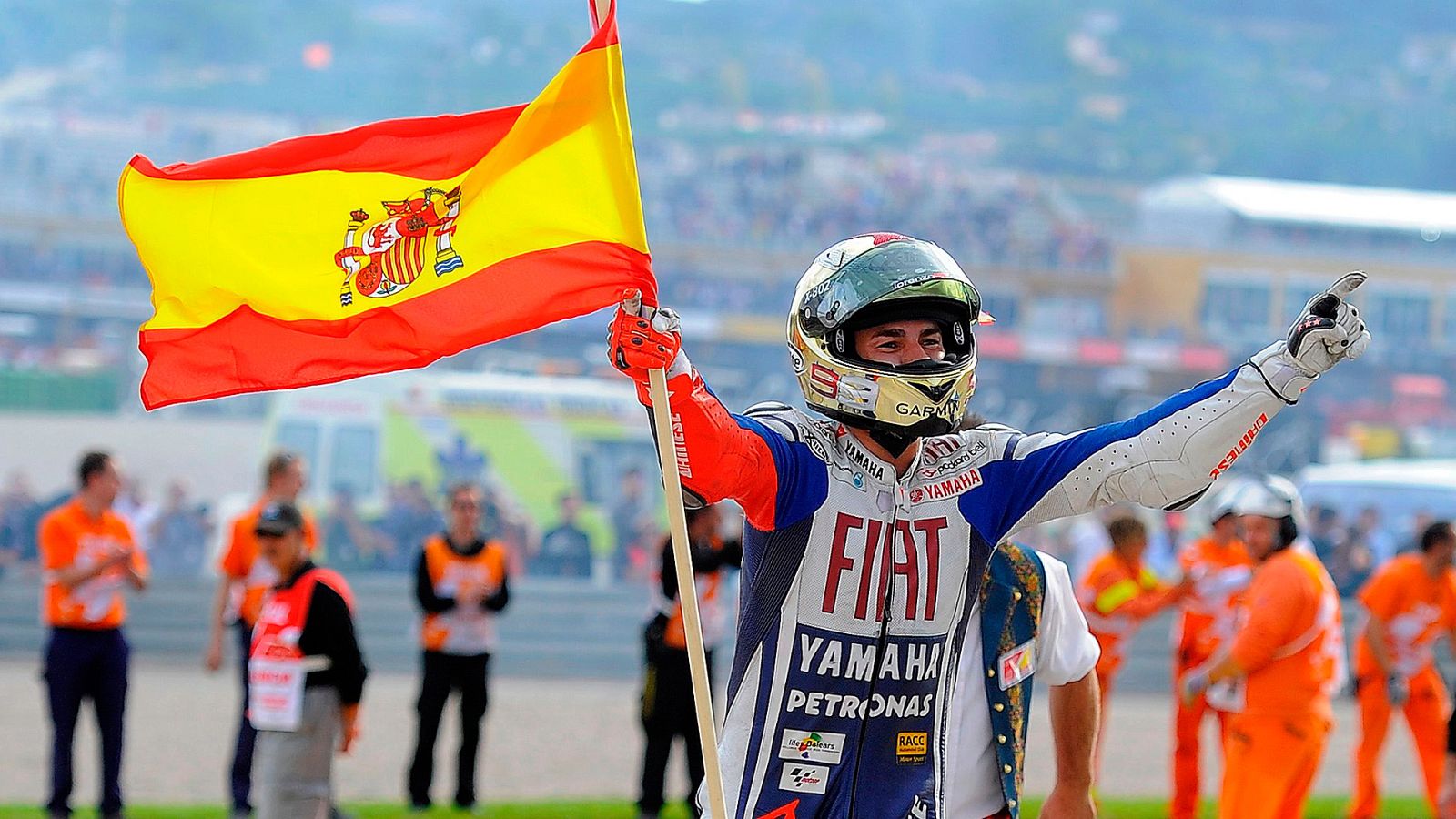Lorenzo, una vida de éxitos dedicada al motociclismo