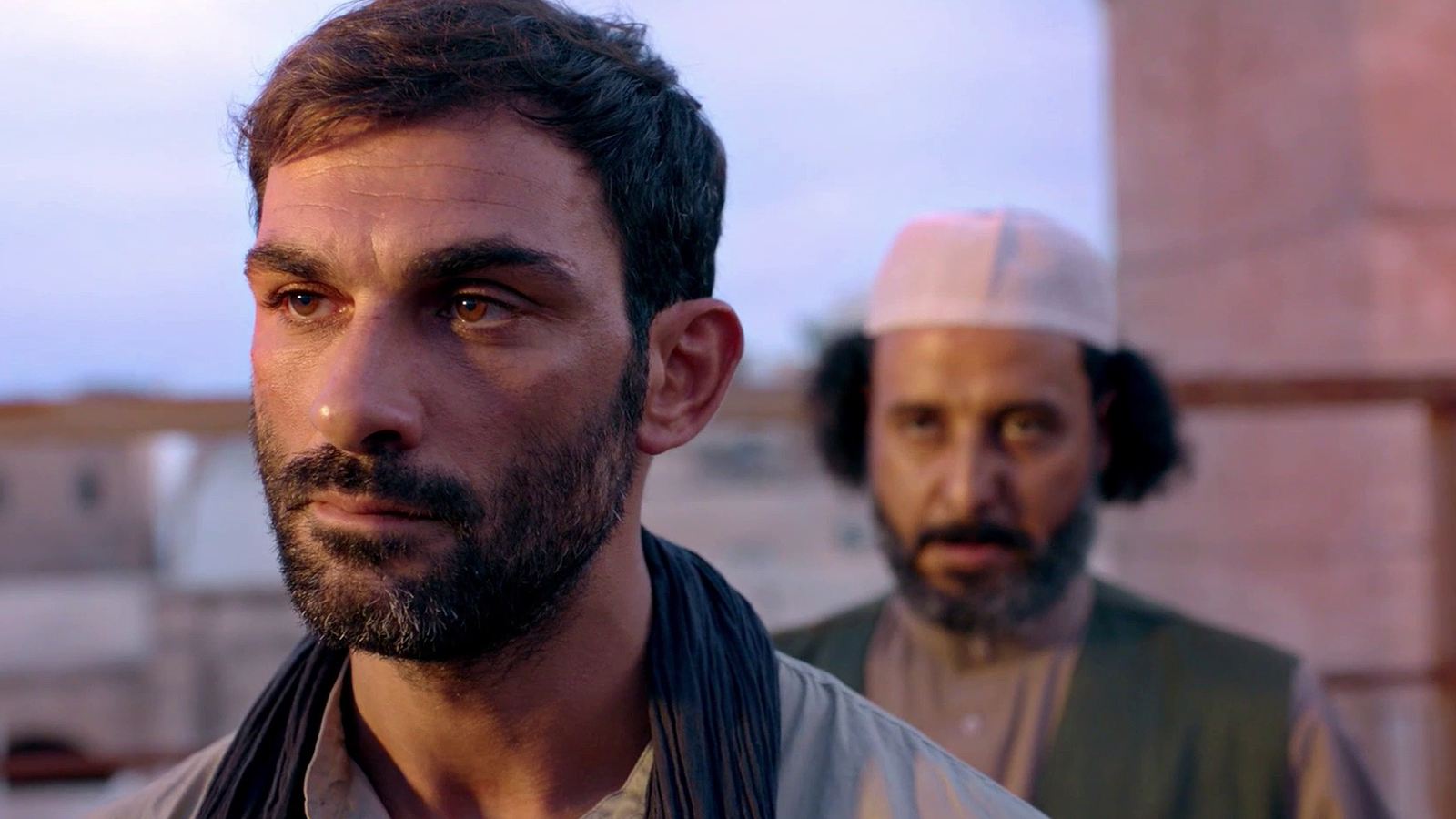 Promesas de arena - Así comienza el capítulo 2 de 'Promesas de arena'