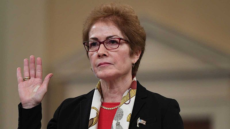 Trump ataca a la exembajadora de EE.UU. en Ucrania mientras declara que se sintió amenazada por él