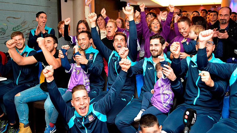 El sorteo de Copa, una lotería anticipada para los modestos