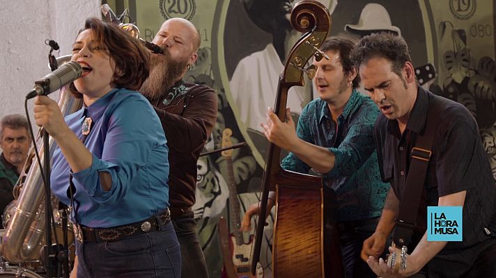 La hora musa - Flamingo Tours 'Greasy Hands'