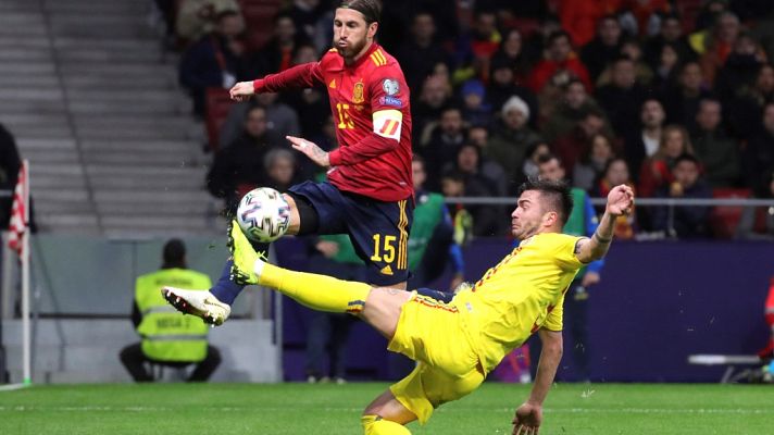 Fútbol - UEFA. Clasificación Eurocopa 2020: España - Rumanía