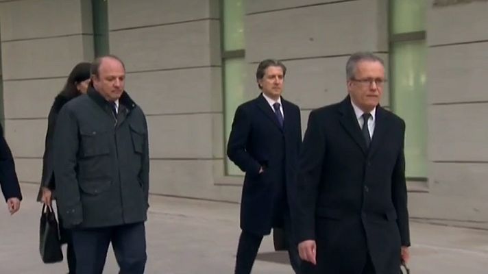  - El BBVA comparece ante el juez como persona jurídica  por 13 años de contratos con empresas de Villarejo