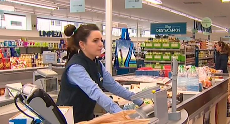 Telediario 1 - Calidad, cercanía y precio: los tres factores más repetidos a la hora de elegir dónde comprar