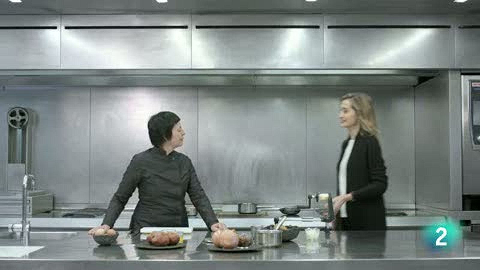 La ciencia de la salud - Receta de huevo, patata morada y cebolla