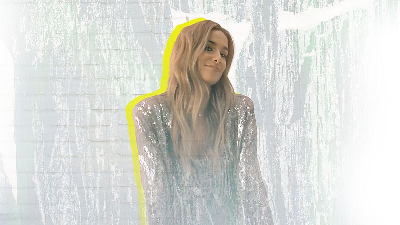 Preguntas random con María Pombo: "le fisgaría el móvil a Kim Kardashian"