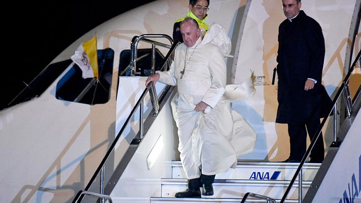 Informativo 24h - El papa Francisco desafía al temporal y llega a Japón para visitar Hiroshima y Nagasaki