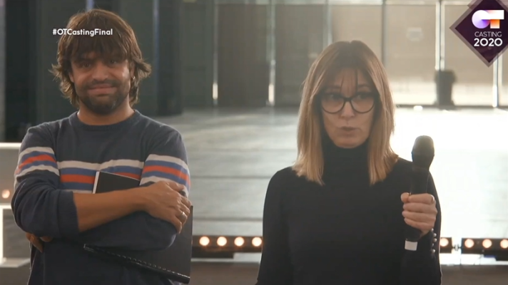 OT 2020 - Noemí vuelve a explicar cómo colocar el micro