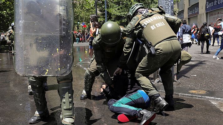Informativo 24h - Un informe de HRW denuncia la violencia de la policia chilena durante las protestas