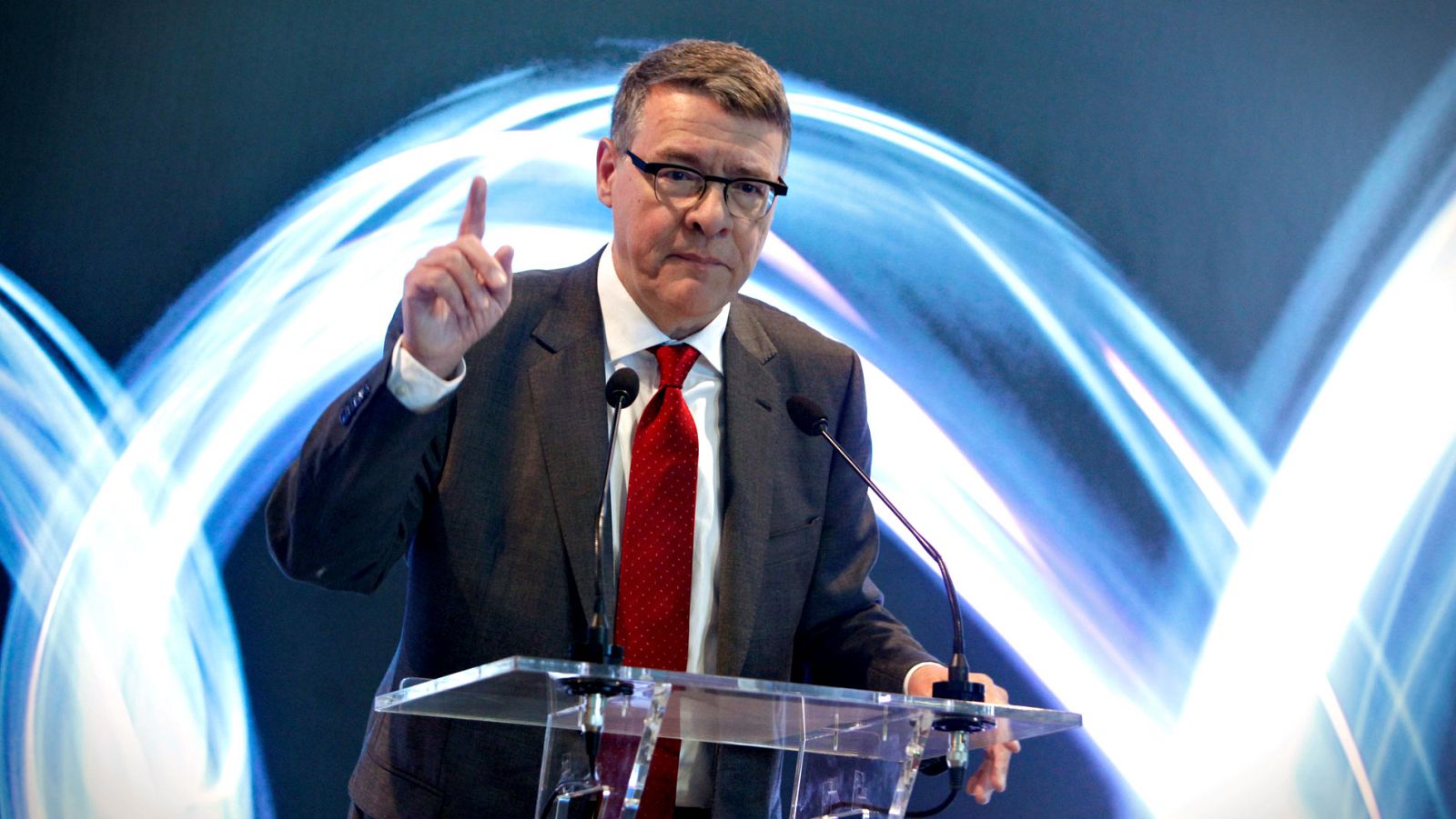 Red Eléctrica prepara el primer ajuste de plantilla de su historia