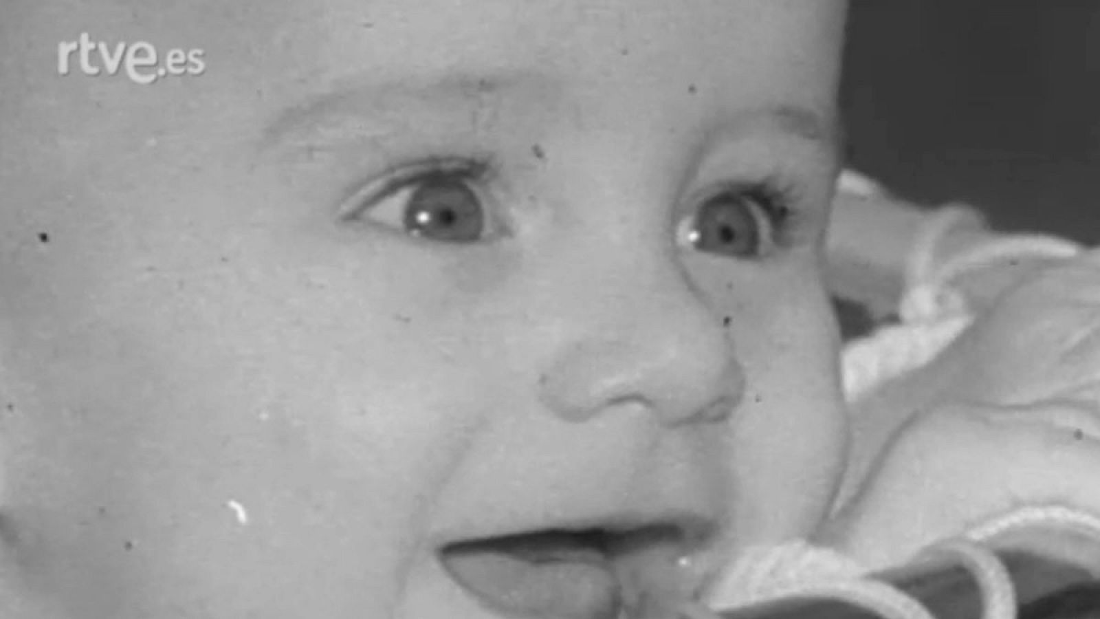 Cuestión Urgente - Hijos sin nombre