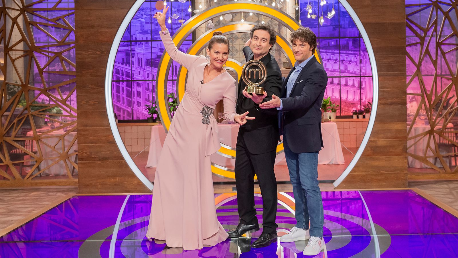 MasterChef Celebrity 4 - Diversión y muchas risas en las tomas falsas | Ver