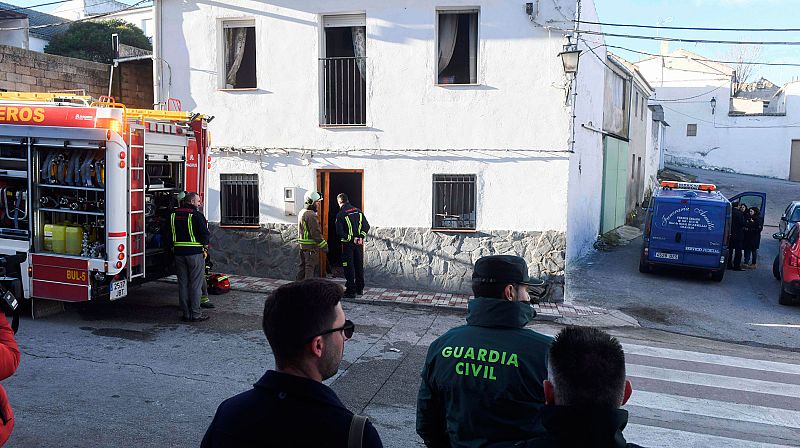 Tres muertos en un incendio provocado por un brasero en Dehesas Viejas, Granada
