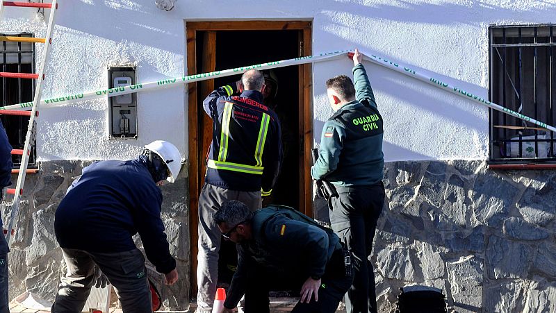 Un matrimonio octogenario y su hijo fallecen en el incendio de su casa en un pueblo de Granada