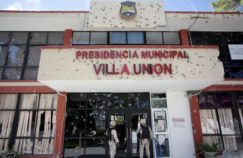 Los narcos mexicanos provocan una escalada de violencia en su país  - RTVE.es | Ver