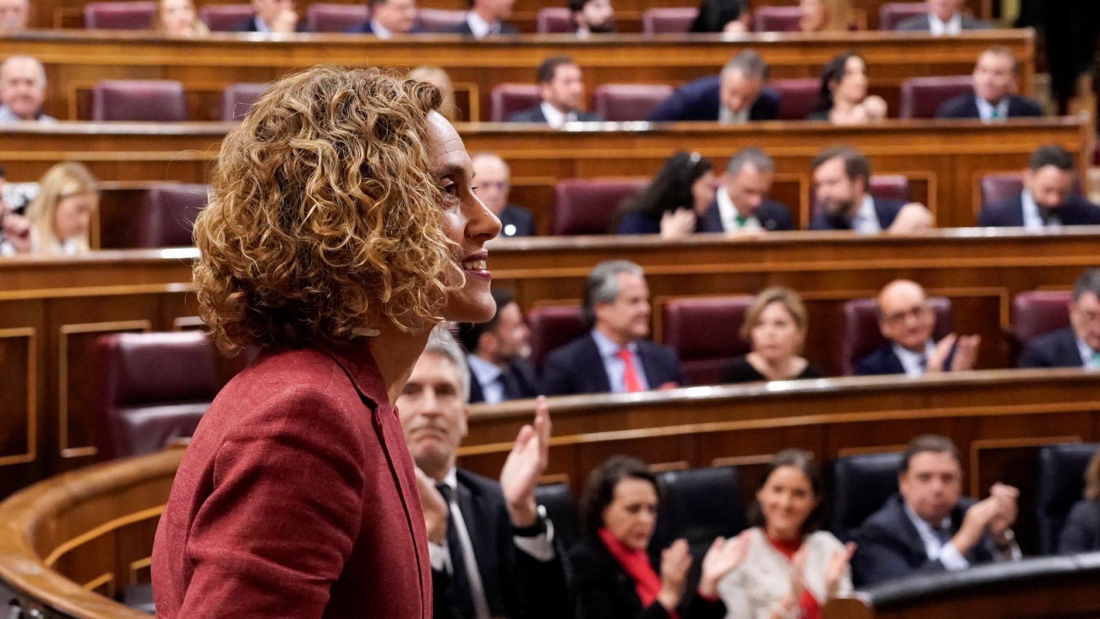 Especiales informativos - Los desayunos de TVE: Constitución de las Cortes (2ª parte) - ver ahora