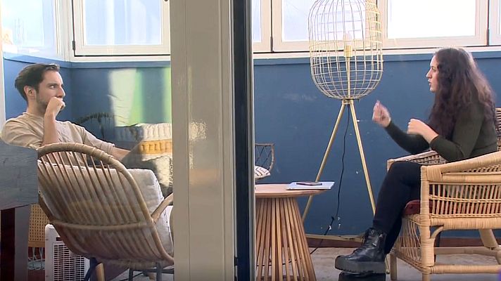 Telediario 1 - Cómo es el 'coliving': el alquiler para compartir espacios en la ciudad