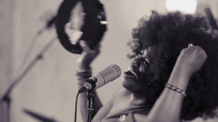 La hora musa - Bette Smith "I Felt It Too"