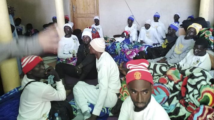 Telediario 1 - Telediario - 21 horas - 05/12/19 - Lengua de signos