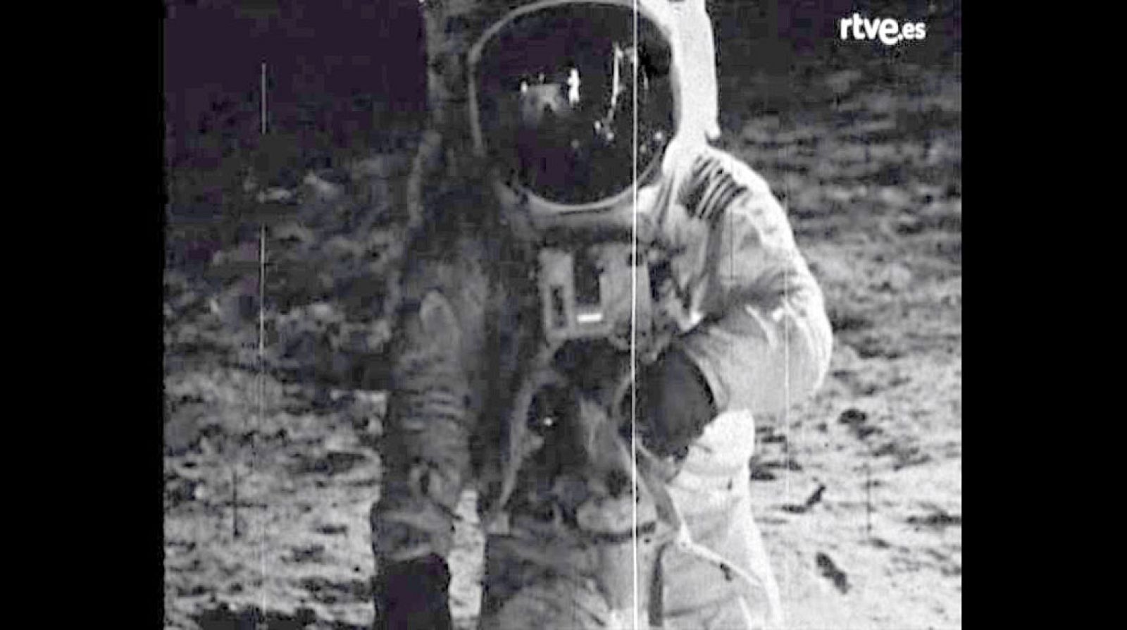 L'home trepitja la lluna