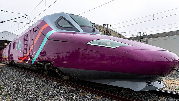 Informativo 24h - El AVE 'low cost' de Renfe se llamará AVLO, será de color morado y empezará a funcionar el 6 de abril