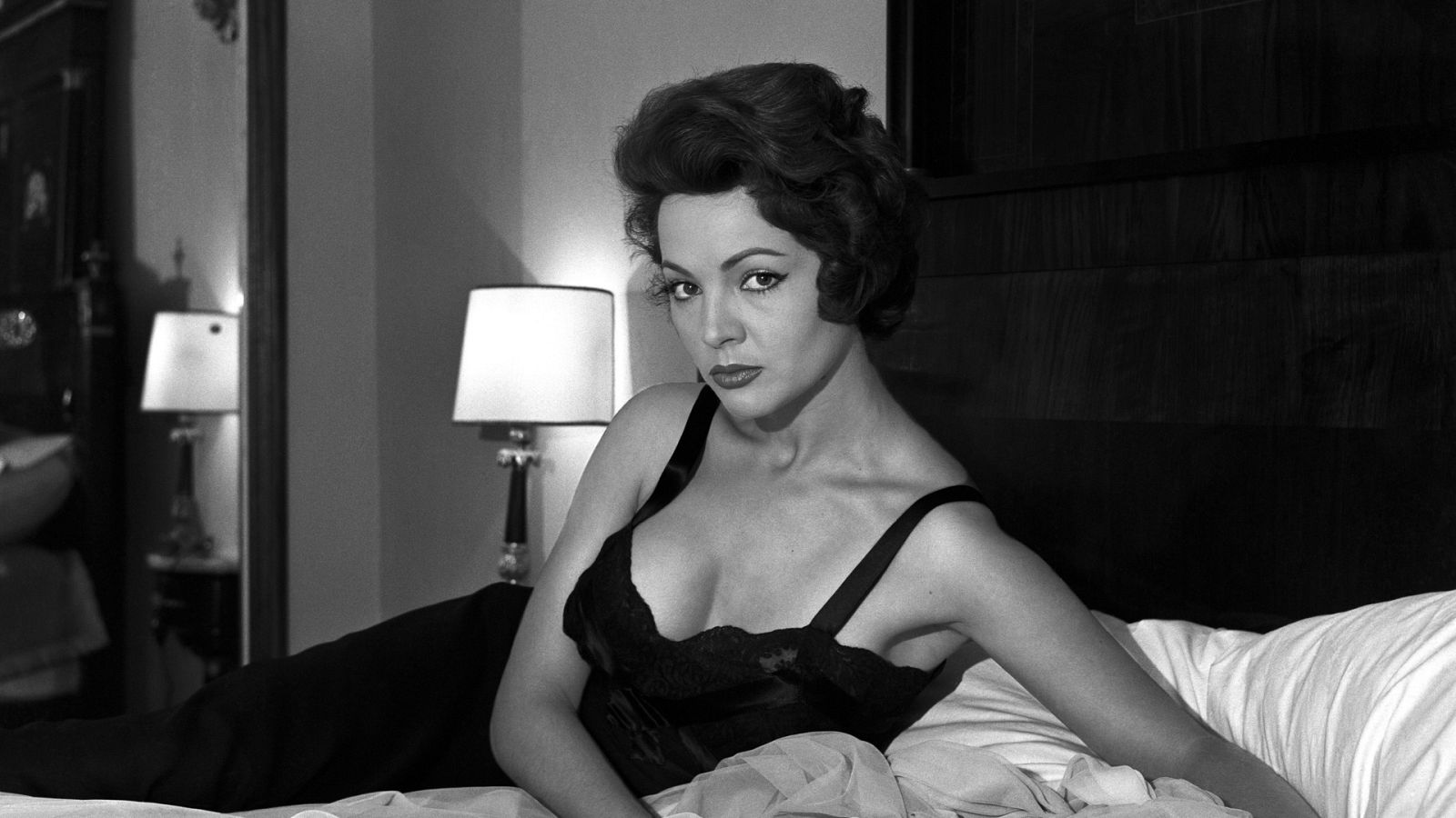 Imprescindibles - Todos los nombres de Sara (Sara Montiel) - ver ahora