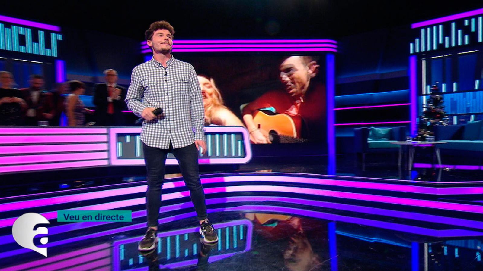 Ara i Aquí - Miki canta 'Celébrate'